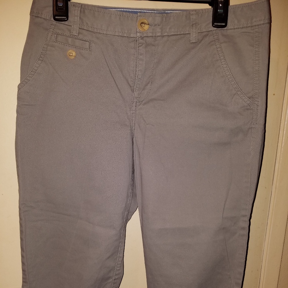 Dockers capris pants